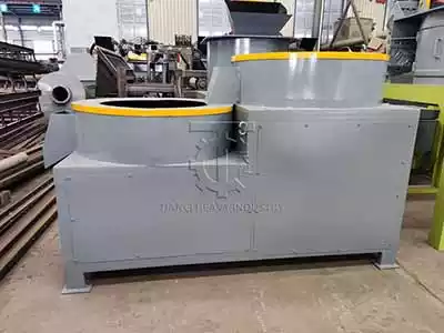 Throw round shaping machine